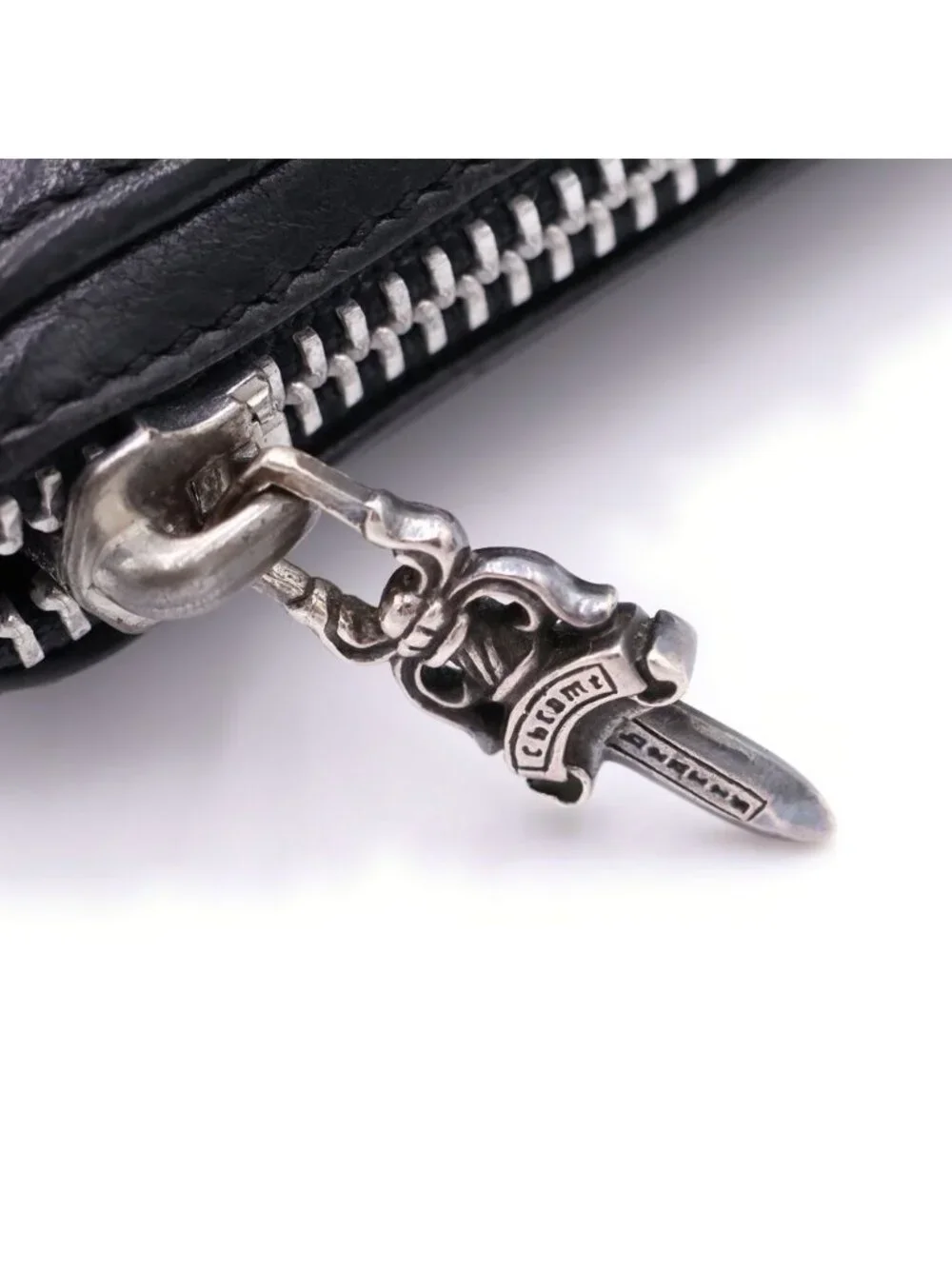 Chrome Hearts Rec Zip Filigree Plus Round Zip Wallet Black